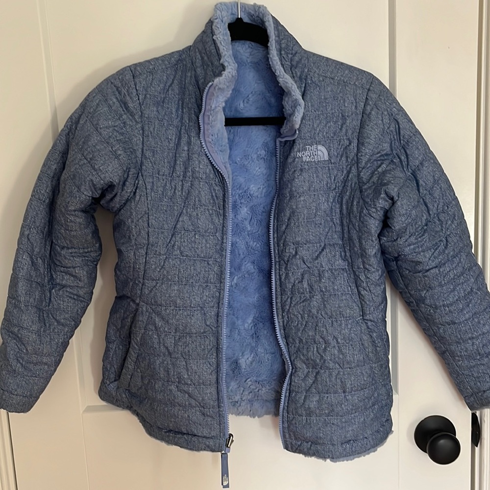 Girls North Face reversible jacket. Size Large (14/16)